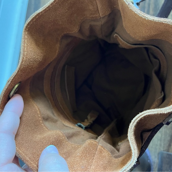 NWOT Free People Soren Bucket Bag Brown Sienna Suede Crossbody Strap Purse - Picture 6 of 6